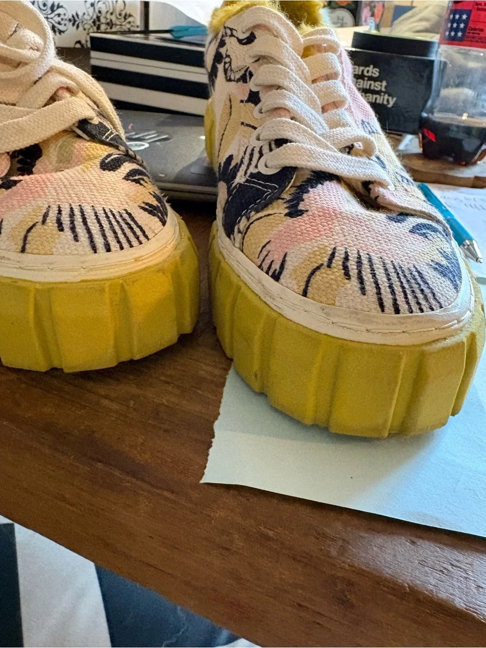 Farm Rio Island Forest Canvas Sneakers 7.5 - Picture 8 of 8